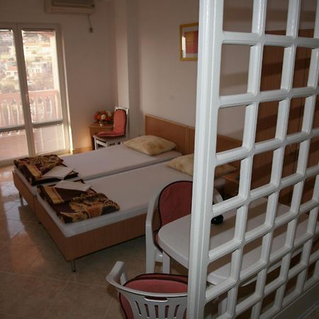 Omega Apartments Ulcinj Eksteriør bilde
