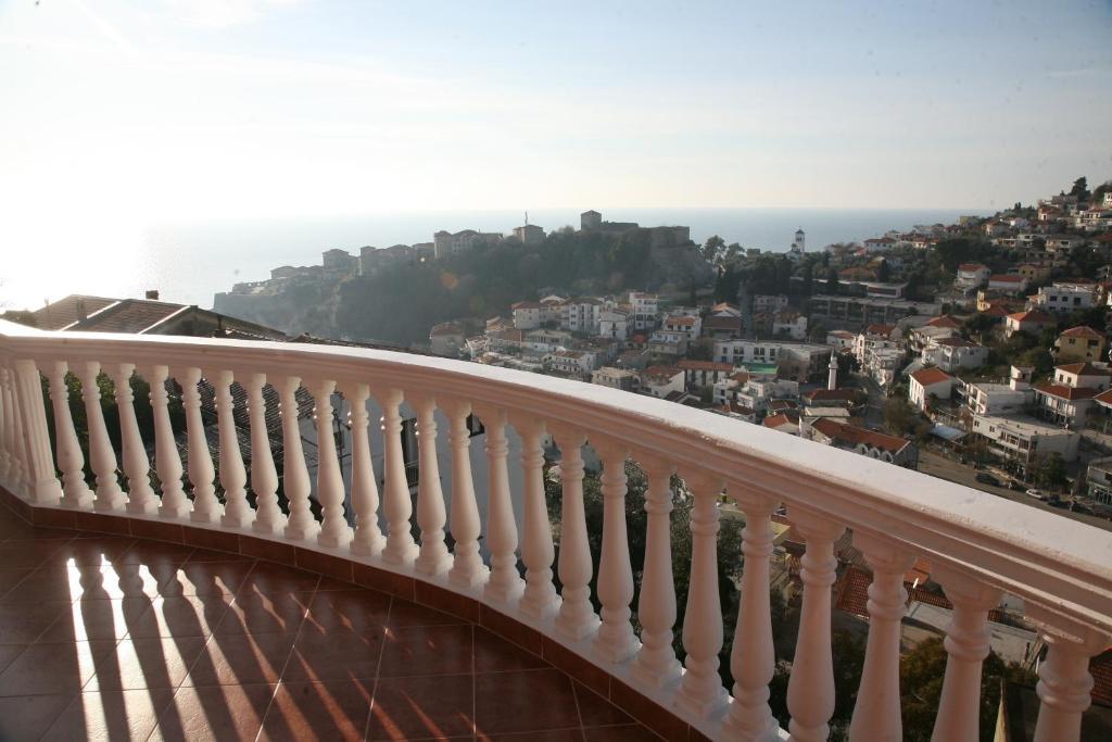 Omega Apartments Ulcinj Eksteriør bilde