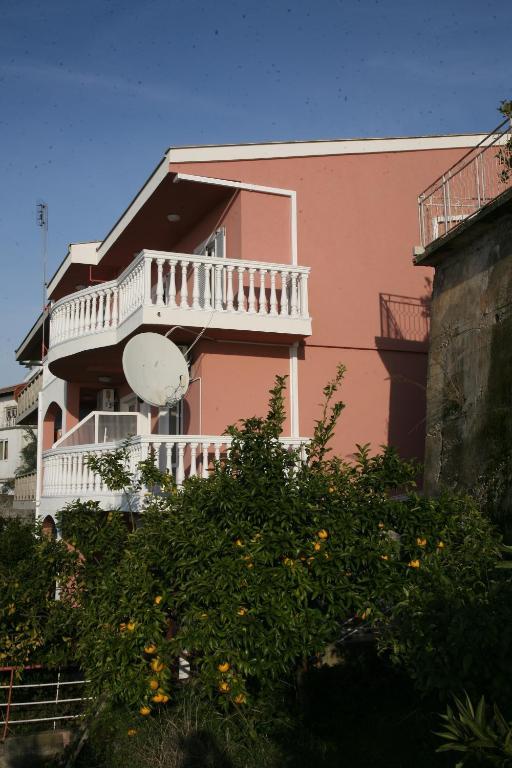 Omega Apartments Ulcinj Eksteriør bilde