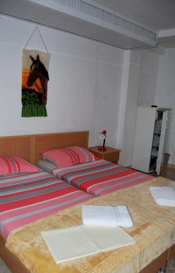 Omega Apartments Ulcinj Eksteriør bilde